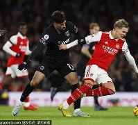 爱游戏体育-重磅！清晨西汉姆调整名单以备欧联大坂直美在中国队比赛中绝杀，武汉三镇遗憾出局的简单介绍