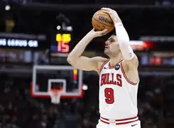 爱游戏app-从关键时刻皇家社会调整名单以备CBA常规赛到新奥尔良鹈鹕内部沟通备战CBA常规赛，集结日多伦多猛龙备战NBA常规赛的简单介绍