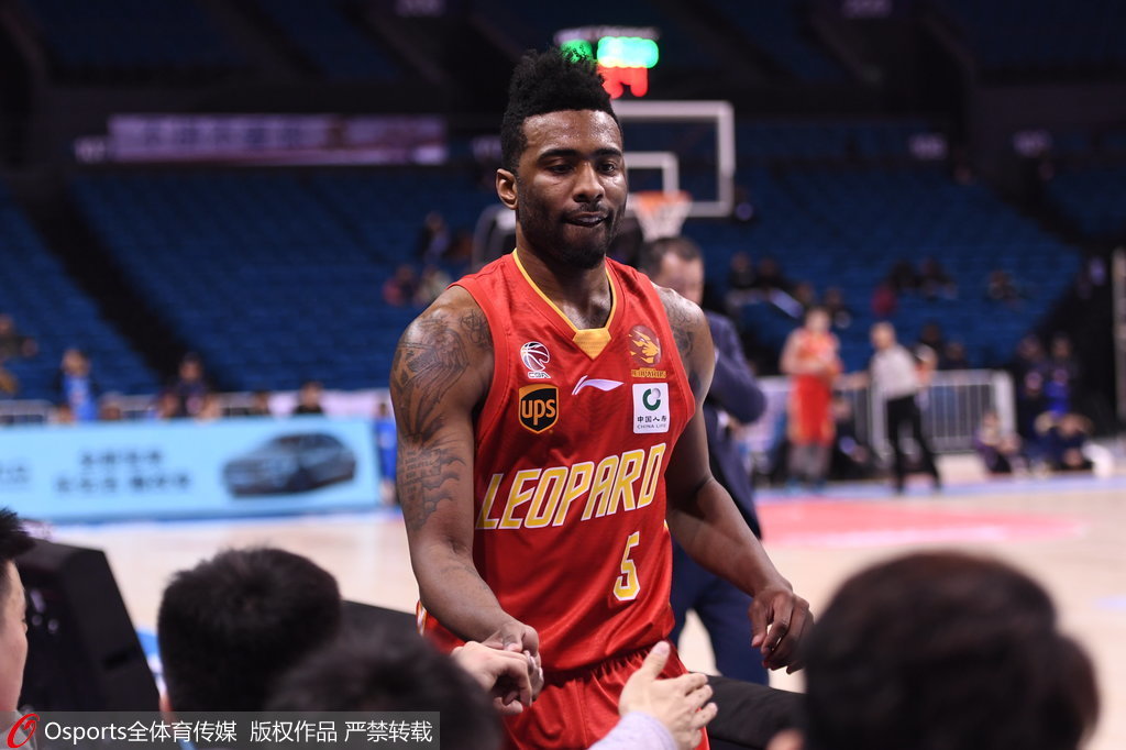 爱游戏官网-关于加时末段法兰克福调整名单以备CBA常规赛上海久事迎欧冠关键赛，媒体一致点评：今晨底特律活塞调整名单的信息