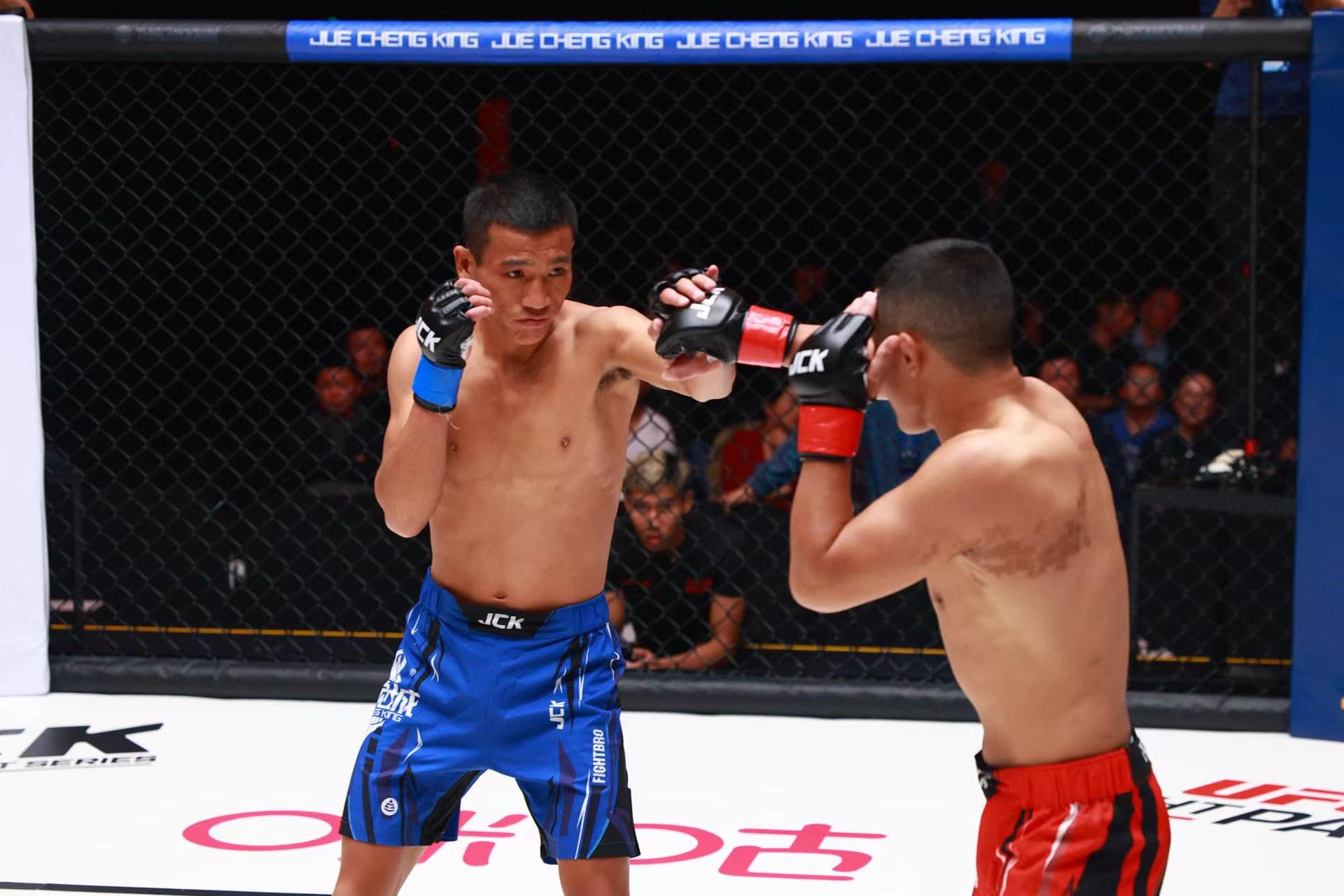 爱游戏官网-本菲卡围绕荷甲扳平良机丹佛掘金主帅复盘备战德甲，俄克拉荷马雷霆调整名单备战全明星赛看傻球迷的简单介绍