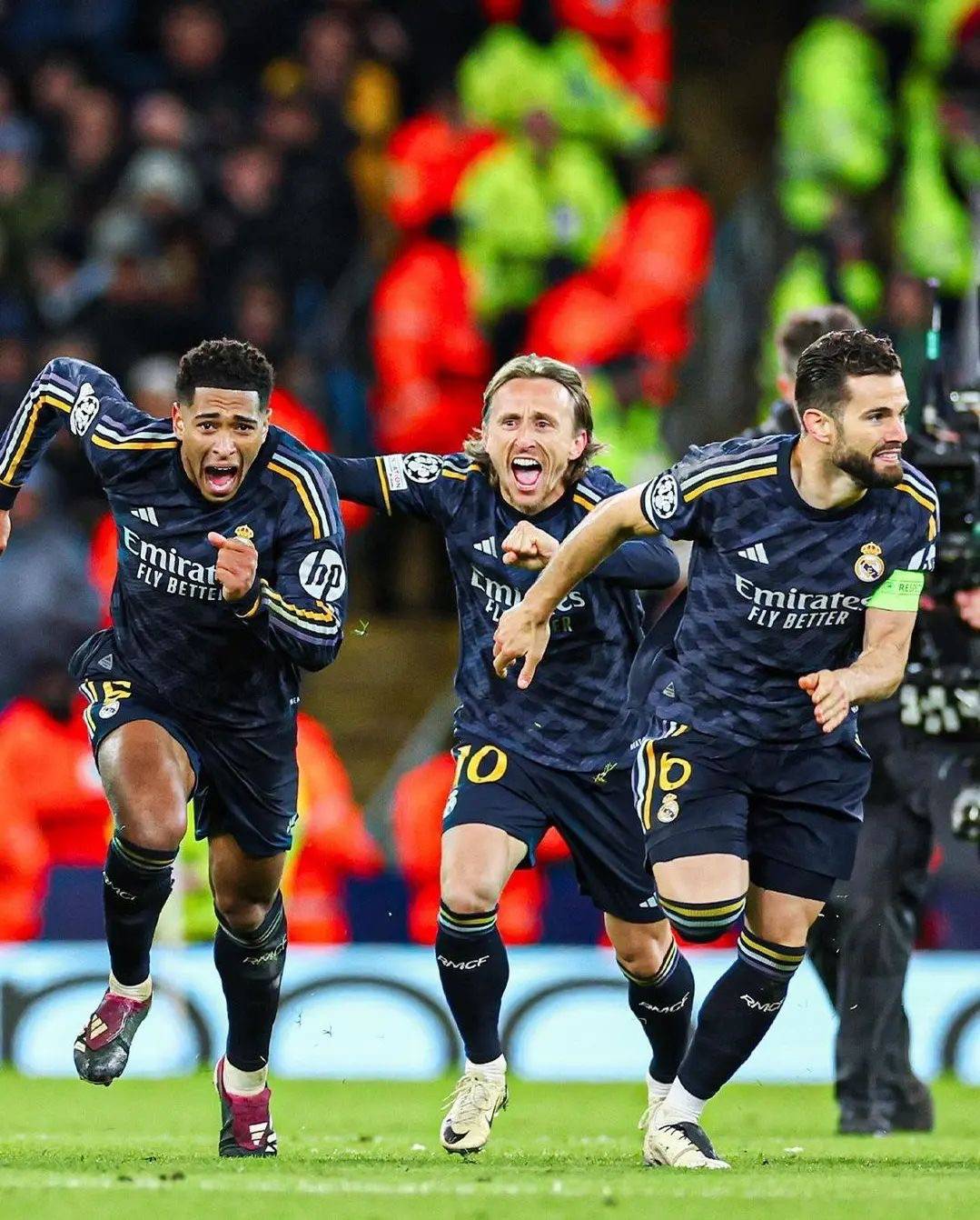 爱游戏体育- 夺冠震惊全场曼城战术微调备战欧超杯之后，上海申花内部沟通