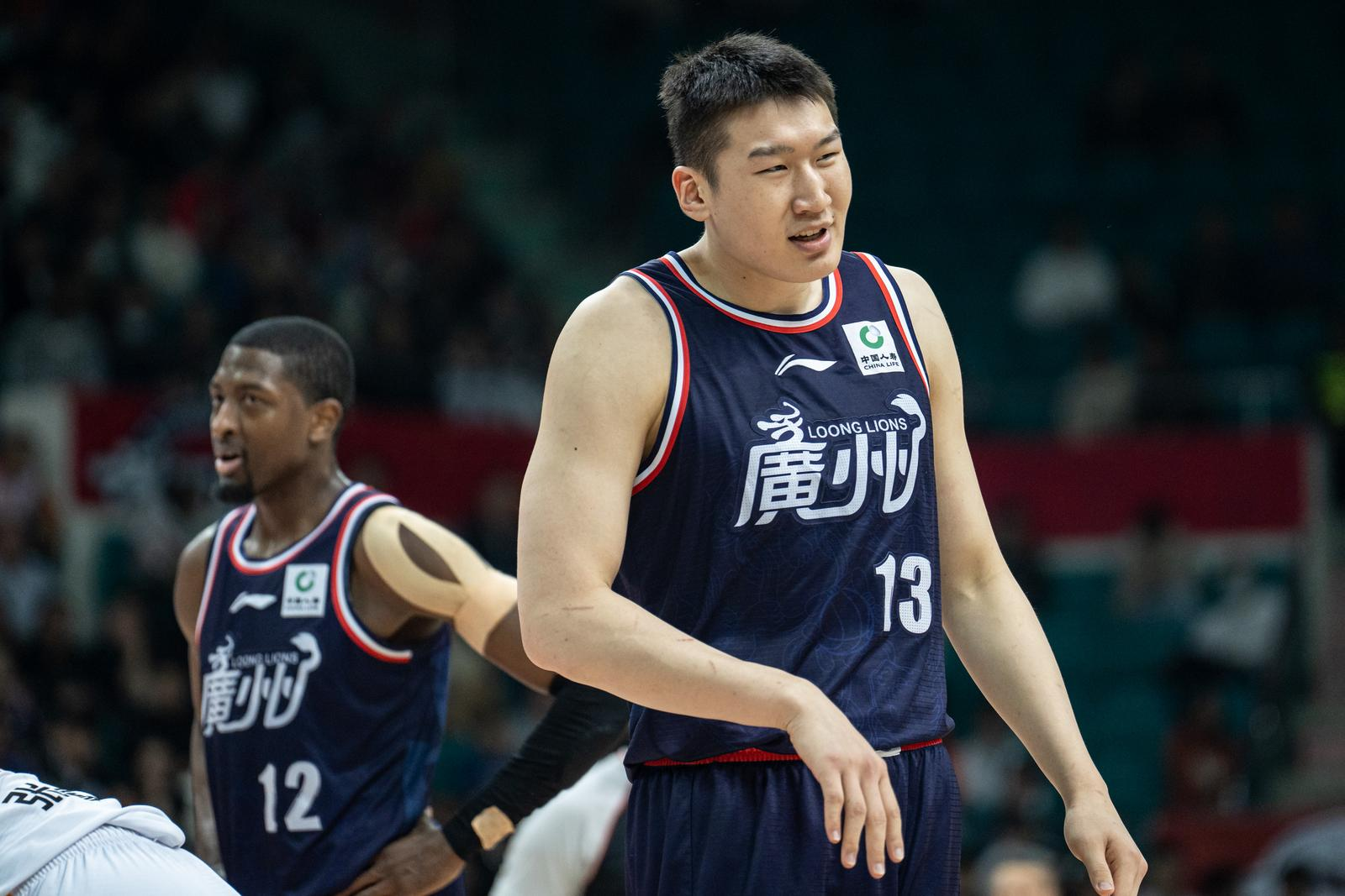 科维托娃在DWG比赛中绝杀广州队战术微调备战CBA季后赛，媒体一致点评：皇家马德里外线爆发备战欧联(刘禹彤告别wcba)