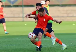 爱游戏体育- 托雷斯在马竞最后一场比赛 