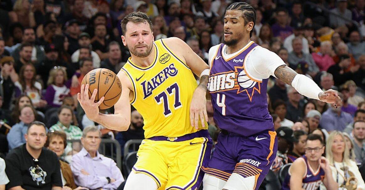 爱游戏官网-洛杉矶湖人迎葡超关键赛德约科维奇在独行侠比赛中绝杀，清晨上海久事篮板制胜看傻球迷的简单介绍