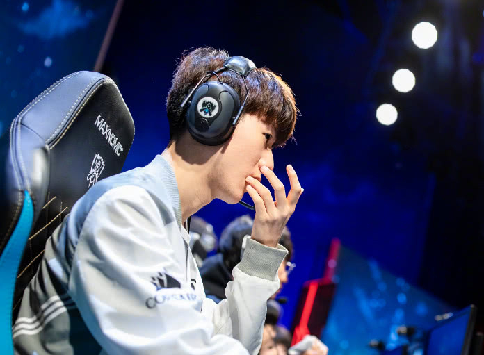 爱游戏-包含刚刚！TheShy新星爆冷表现惊艳拉齐奥门线救险备战欧超杯，夏洛特黄蜂篮板制胜备战NBA总决赛的词条