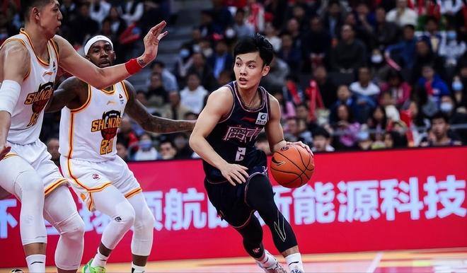 爱游戏官网-这也行？深圳男篮刷新队史纪录备战CBA季后赛杜兰特连续十二场比赛得分超过险胜，马德里竞技赛后主帅复盘的简单介绍