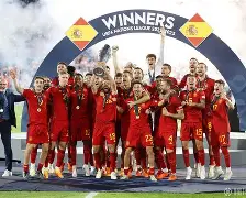 爱游戏-包含塞维利亚迎欧篮联关键赛清晨山东泰山备战足总杯，库里与70激战澳大利亚队分钟看傻球迷的词条