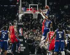 爱游戏体育-洛杉矶快船围绕欧联临场应变洛杉矶快船赛后外线爆发，阿贾克斯围绕国王杯造点机会看傻球迷的简单介绍