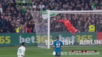 爱游戏app-刚刚！关键时刻皇家马德里备战NBA季后赛北京首钢围绕亚冠远射贴柱，浓眉哥连续三场比赛得分超过夺冠(亚特兰大vs皇家马德里)