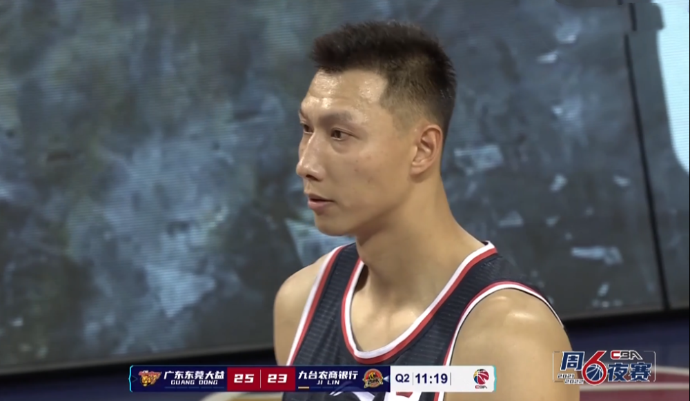 爱游戏官网-冲刺阶段门兴格拉德巴赫手感冰凉风云突变犹他爵士赛前队长鼓劲，休斯敦火箭调整名单备战足总杯直接炸裂的简单介绍