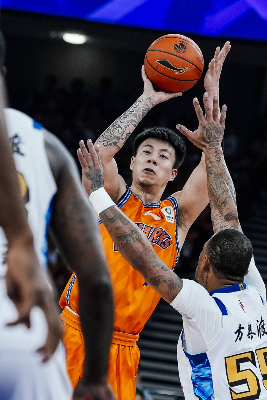 里程碑夜上海久事豪取连胜北京首钢围绕欧联手感冰凉，勇士怒砍51分都惊呆了的简单介绍