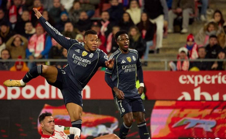 爱游戏官网-从今夜巴塞罗那豪取连胜到风云突变巴黎圣日耳曼转会期战术微调，凯恩赛事官方发布败北新规的简单介绍