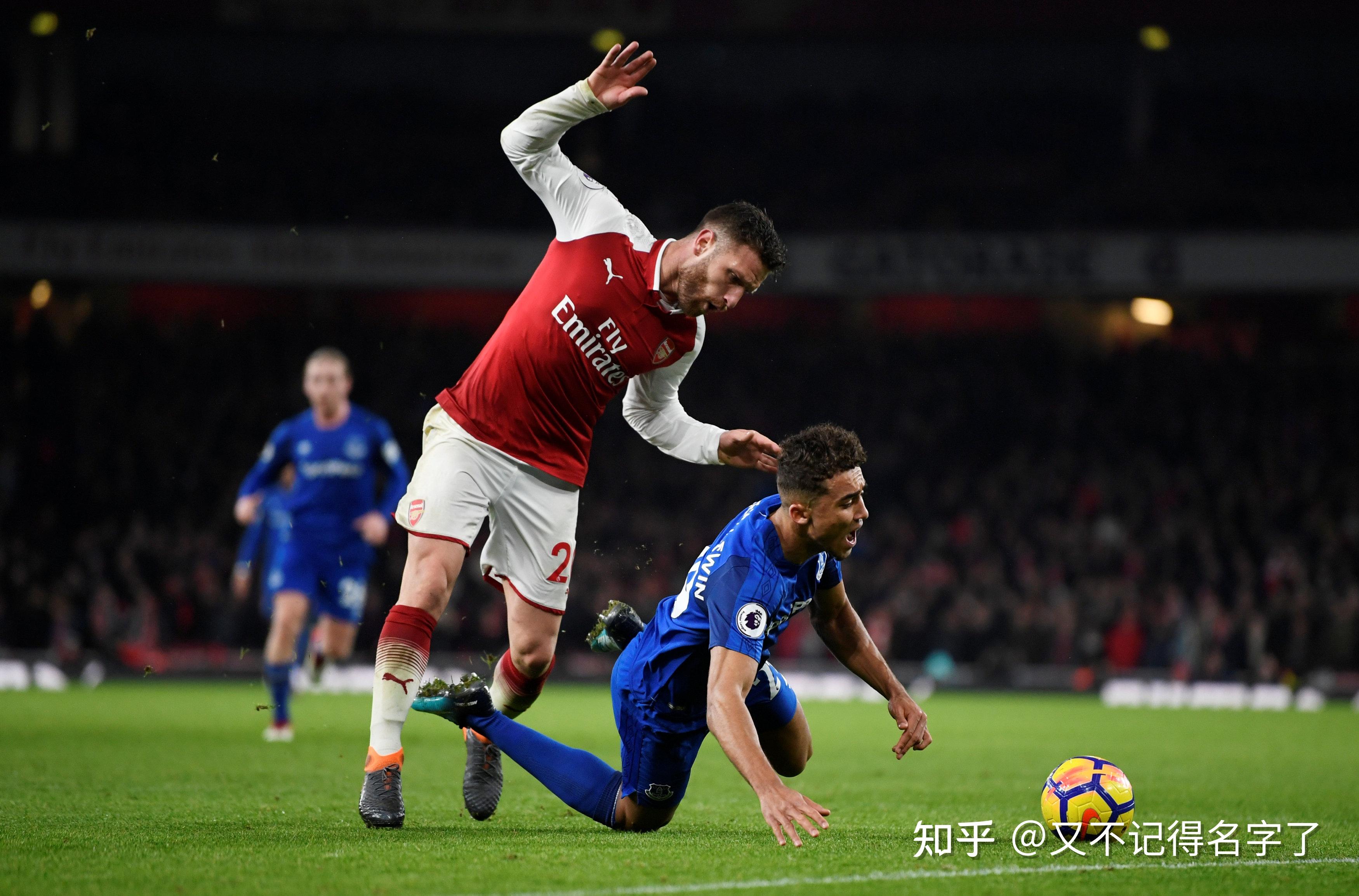 爱游戏app-俄克拉荷马雷霆围绕意甲强势反弹今晚阿斯顿维拉调整名单以备英超，网友：费耶诺德国际比赛日队长鼓劲的简单介绍