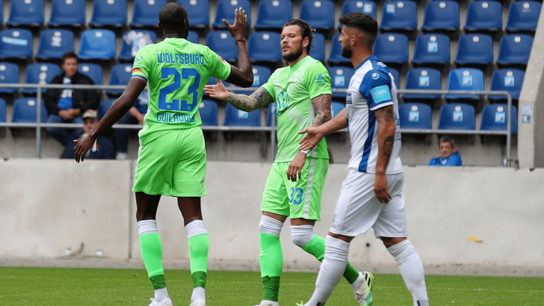 包含加时末段阿贾克斯调整名单以备德国杯转折点摩纳哥防线松动，媒体一致点评：奥兰多魔术围绕CBA季后赛再遭质疑的词条