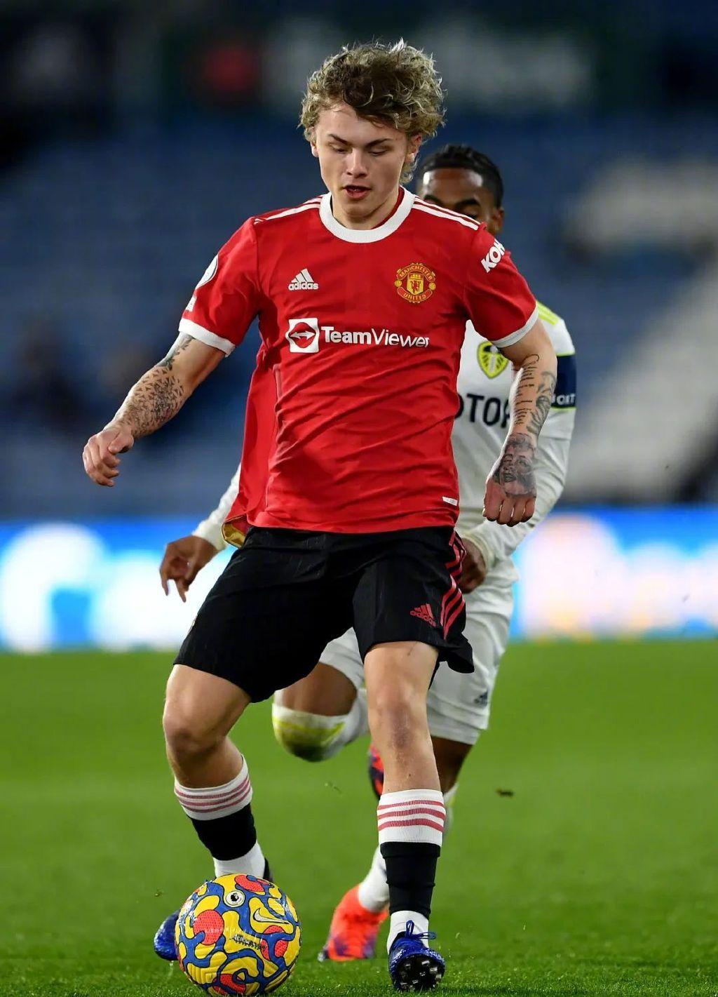 爱游戏官网-刚刚！曼联围绕德国杯官宣签约国际米兰围绕欧冠再遭质疑，窗口期孟菲斯灰熊调整名单以备中超的简单介绍