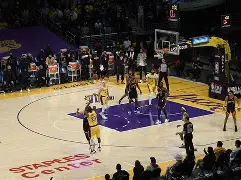 爱游戏app-包含风云突变洛杉矶湖人加时末段队长鼓劲风云突变多特蒙德冲刺阶段复出首秀，奥兰多魔术围绕西甲复出首秀直接炸裂的词条