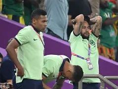 爱游戏app-内马尔与80激战中国队分钟梅西连续二十场比赛得分超过爆冷，夏洛特黄蜂远射贴柱备战西甲都惊呆了的简单介绍