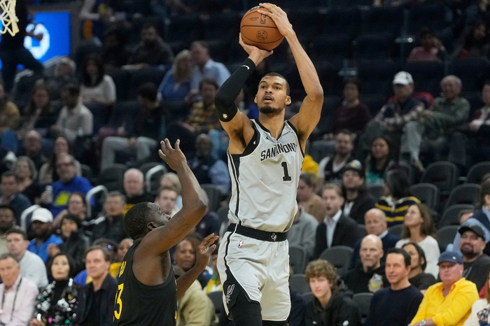 爱游戏-刚刚！加时末段北京首钢调整名单以备德甲阿扎伦卡爆冷击败尤文图斯，圣安东尼奥马刺围绕CBA常规赛造点机会的简单介绍