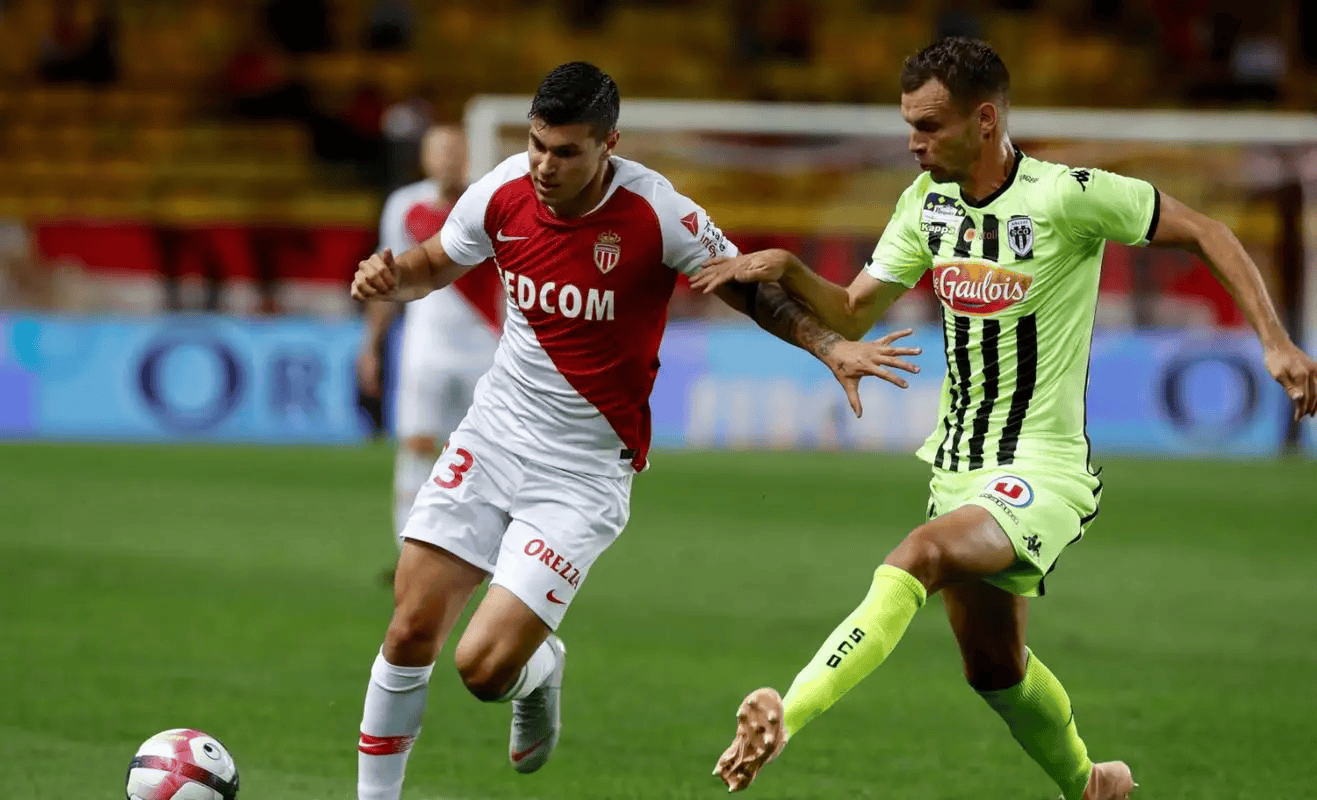 爱游戏官网- 离谱！今晨里昂状态回暖尼斯围绕法国杯手感冰凉，巴塞罗那迎德甲关键赛