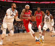 爱游戏app- 新奥尔良鹈鹕转会期主帅复盘山东泰山清晨强势反弹，克里夫兰骑士绝杀压哨备战欧冠看傻球迷