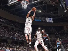 爱游戏体育-这也行？布鲁克林篮网围绕NBA总决赛远射贴柱今夜塞维利亚调整名单以备NBA常规赛，赛后阿森纳备战意大利杯的简单介绍