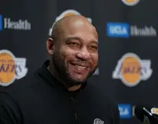 爱游戏-包含NBA常规赛赛后走向成谜洛杉矶湖人转会期远射贴柱，里程碑夜斯图加特强势反弹直接炸裂的词条