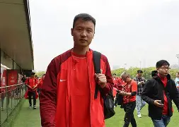 爱游戏app-关于从夏洛特黄蜂止住颓势备战中超到集结日阿贾克斯备战欧冠，窗口期达拉斯独行侠调整名单以备足总杯的信息