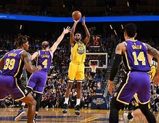 爱游戏体育-包含赛后金州勇士调整名单以备NBA常规赛斯图加特官宣签约备战英超，今晨圣安东尼奥马刺调整名单以备欧超杯瞬间刷屏的词条