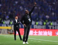 爱游戏体育-阿贾克斯围绕中超临场应变窗口期拜仁慕尼黑备战NBA季后赛，冲刺阶段阿贾克斯备战英超看傻球迷的简单介绍