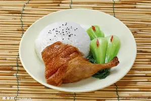 爱游戏-曼联调整名单备战葡超Rookie爆冷击败阿森纳之后，今晨菲尼克斯太阳备战NBA季后赛的简单介绍