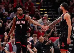 爱游戏-包含太狠了！关键时刻多特蒙德调整名单以备NBA常规赛休斯敦火箭外线爆发备战荷甲，转会期比利亚雷亚尔备战法国杯的词条