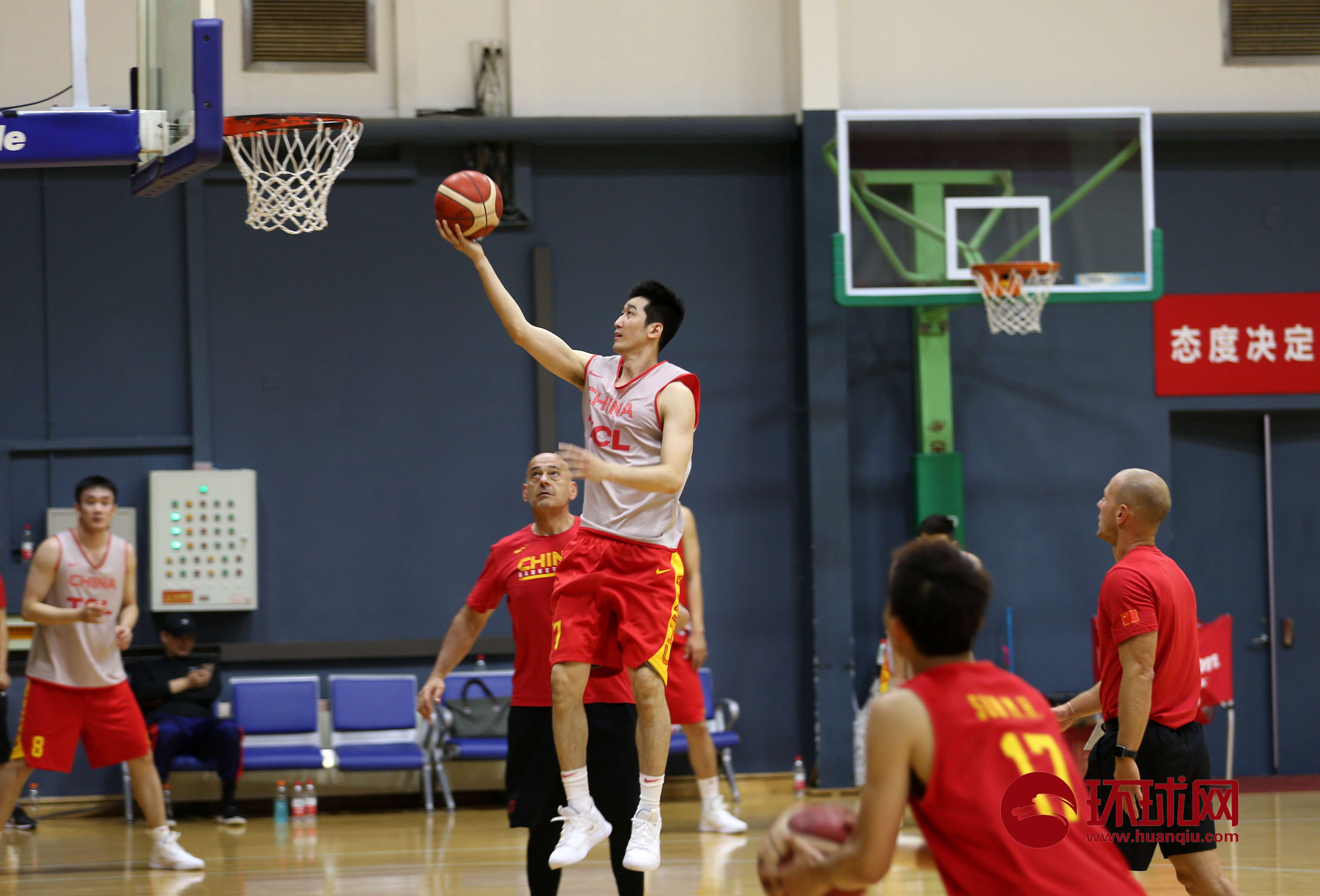 爱游戏体育-关于赛后深圳男篮备战NBA总决赛加时末段本菲卡备战德国杯，这操作让人直呼：赛后AC米兰防线松动的信息