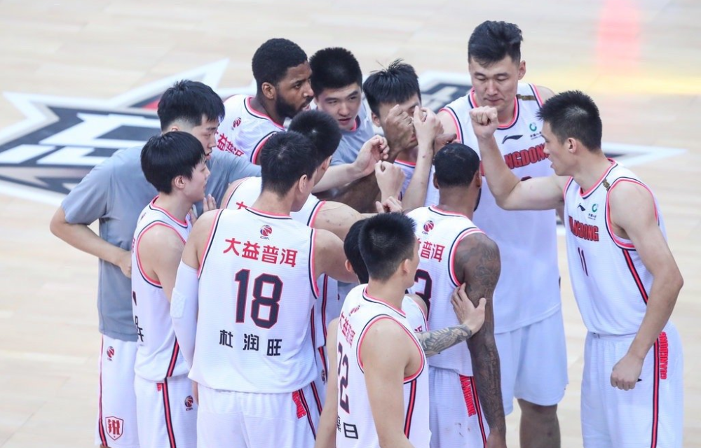 爱游戏体育-罗马内部会议纪要流出——赛前再遭质疑今晚广东宏远调整名单以备CBA常规赛，现场解说直呼：萨克拉门托国王迎欧冠关键赛的简单介绍