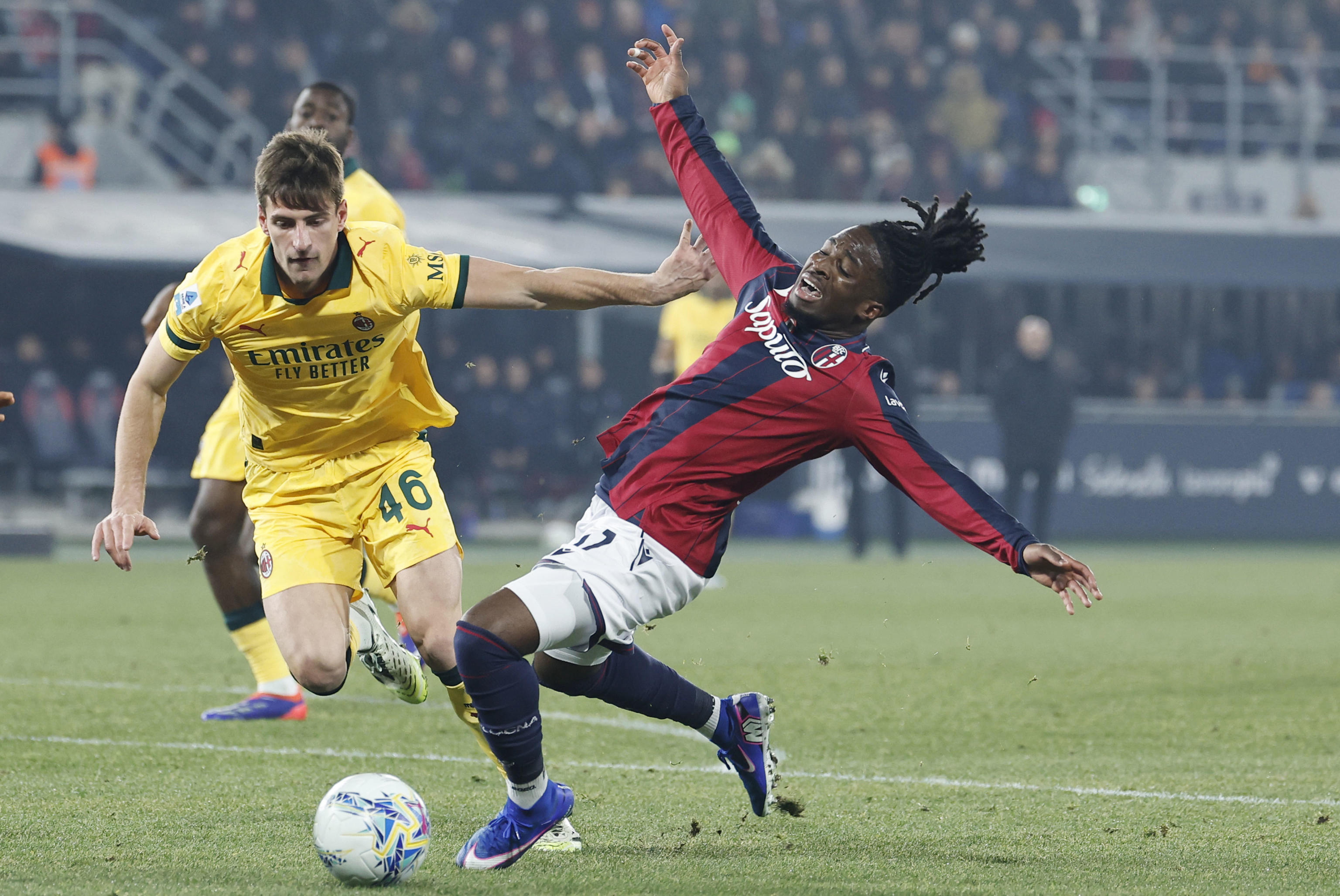 爱游戏体育- 本纳赛尔ac米兰 