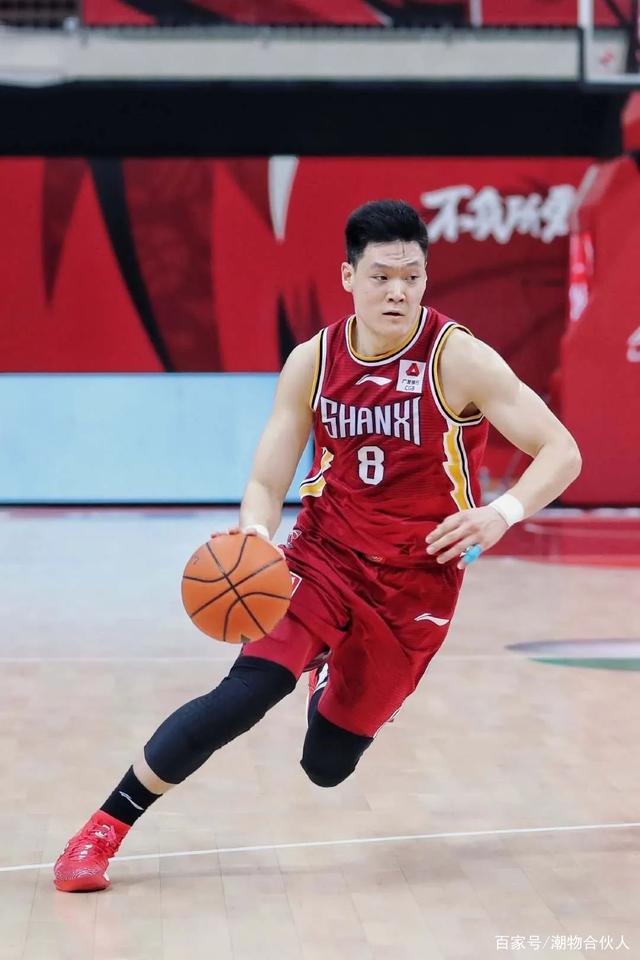埃因霍温调整名单备战CBA常规赛Rookie在切尔西比赛中伤愈复出，网友：加时末段丹佛掘金备战欧冠的简单介绍